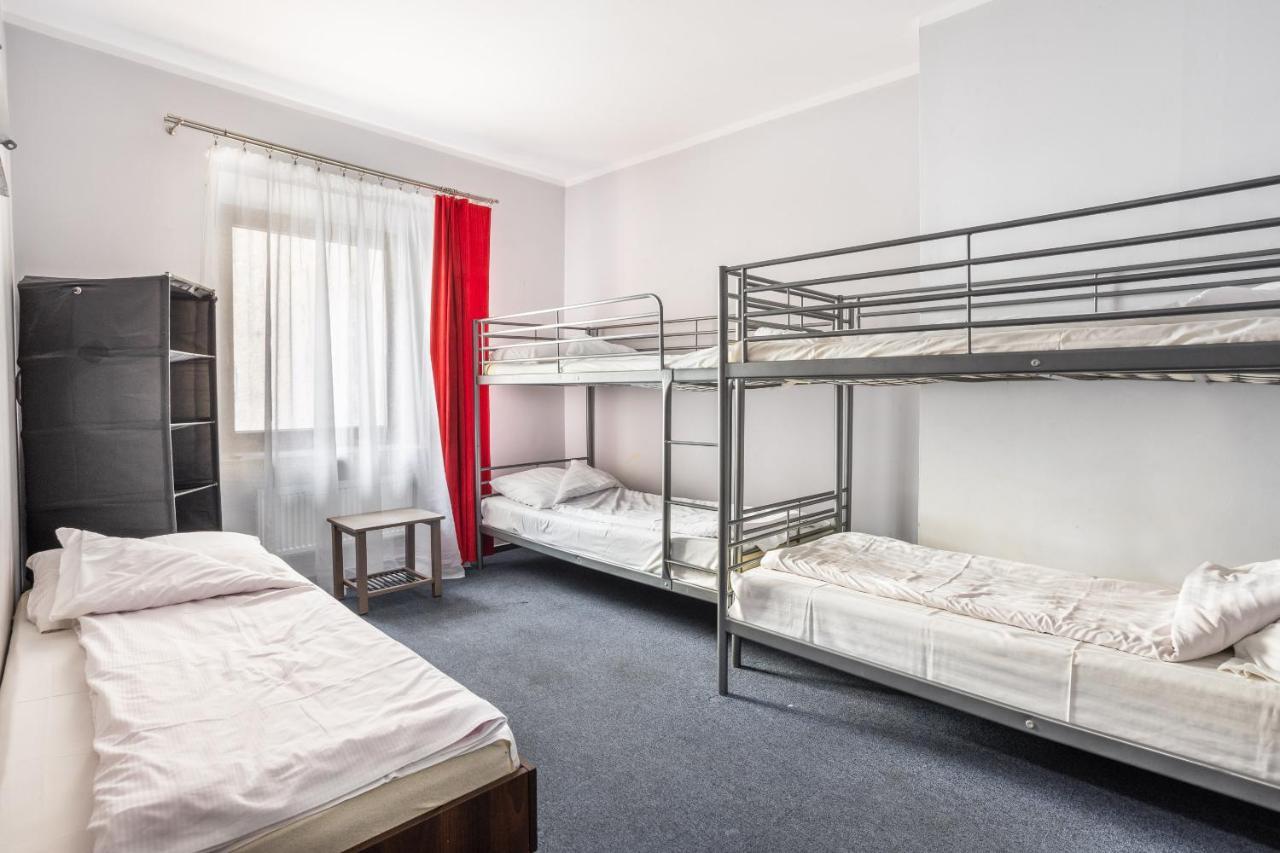ורוצלב Shick Hostel מראה חיצוני תמונה