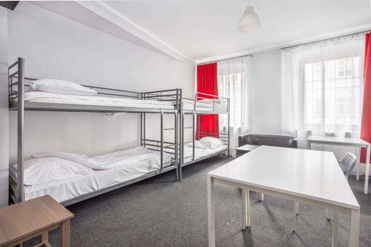 ורוצלב Shick Hostel מראה חיצוני תמונה