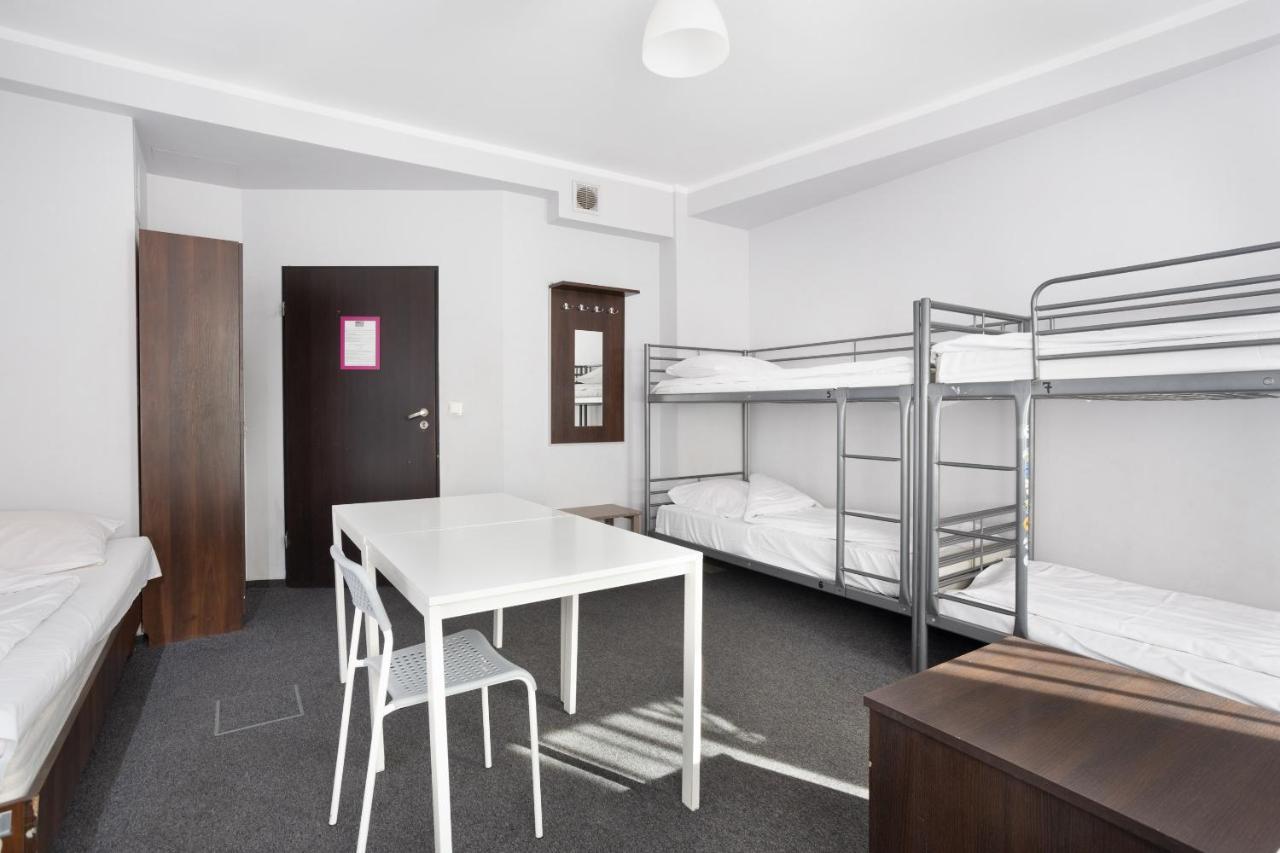 ורוצלב Shick Hostel מראה חיצוני תמונה