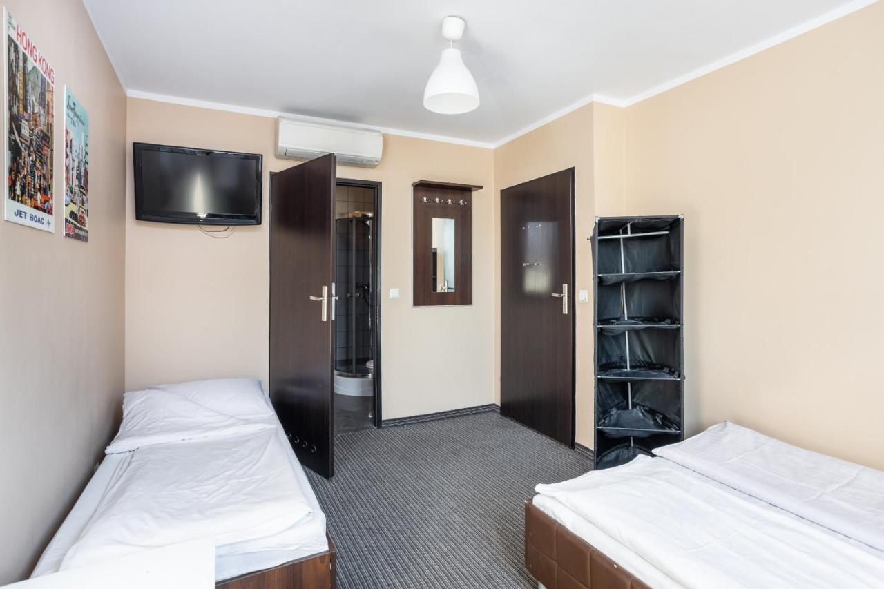 ורוצלב Shick Hostel מראה חיצוני תמונה