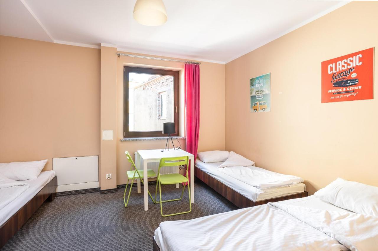 ורוצלב Shick Hostel מראה חיצוני תמונה